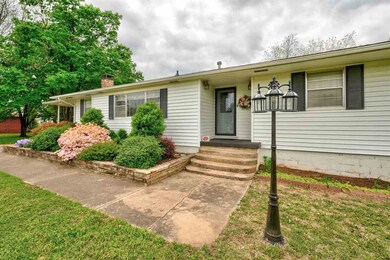 1321 E Broadway St, Cushing, OK 74023 - photo 4