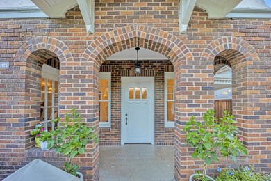 706 Huntley St, Dallas, TX 75214 - photo 2