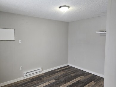 1205 S Sibley Ave unit 105, Litchfield, MN 55355 - photo 6