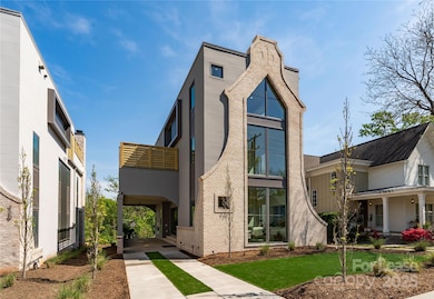 721 Charles Ave, Charlotte, NC 28205 - photo 2
