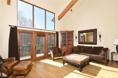 Tons of natural light.