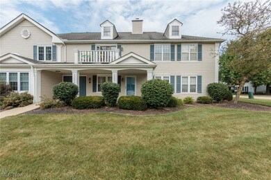 23271 Grist Mill Ct unit 1, Olmsted Falls, OH 44138 - photo 2