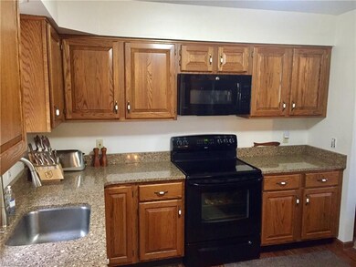 735 Lafayette Blvd, Sheffield Lake, OH 44054 - photo 5