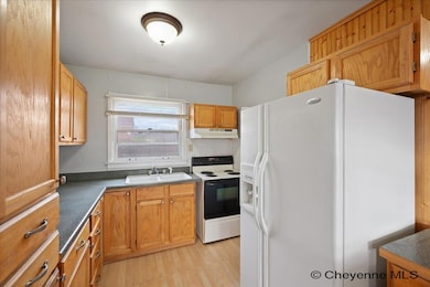 1210 E 5th Ave, Cheyenne, WY 82001 - photo 7