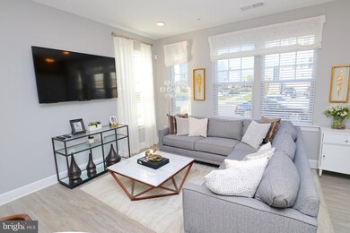 6927 Stoddert Ln, Hyattsville, MD 20785 - photo 3