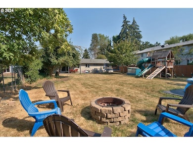 336 NE Elm St, Sheridan, OR 97378 - photo 6