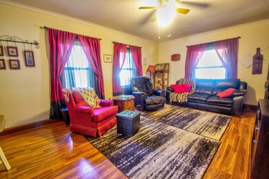 411 Anderson (6 of 22)