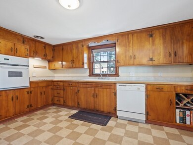 59 Harland Rd, Waltham, MA 02453 - photo 4