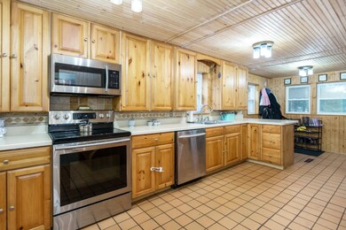 3032 Vanderbilt Ave, Portage, MI 49024 - photo 5