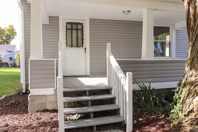 527 N Main St, Warren, IN 46792 - photo 3