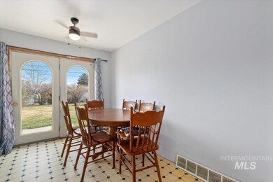 2631 Brentwood Ave, Burley, ID 83318 - photo 6