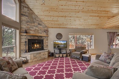 Greatroom - fireplace