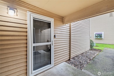 23723 12th Place S unit 1701, Des Moines, WA 98198 - photo 3