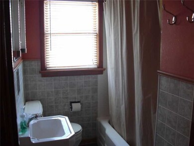 Master Bath/Spa.