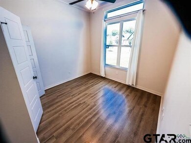 1719 Alamo Crossing Rd, Tyler, TX 75701 - photo 2