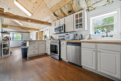 150 Hedding Rd, Epping, NH 03042 - photo 2