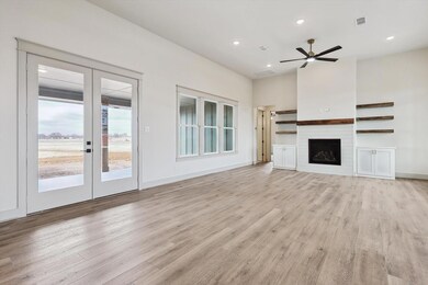 1376 Dixie Estates Way, Whitesboro, TX 76273 - photo 5