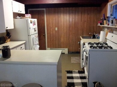 1105 Spencer St NE, Grand Rapids, MI 49505 - photo 6