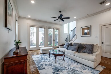 1702 Michigan St, Houston, TX 77006 - photo 2