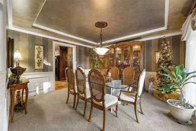 3920 Wyndham Dr NE, Cedar Rapids, IA 52402 - photo 4