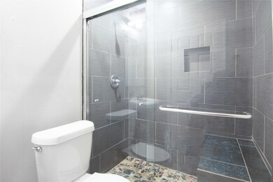 6319 Sayers St, Houston, TX 77026 - photo 5