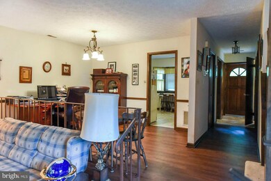 22419 Greenview Ct, Great Mills, MD 20634 - photo 5