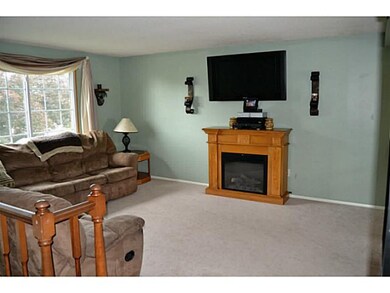 Living Room Gas fireplace