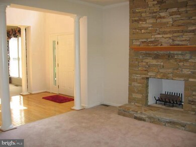 11500 Pebblecreek Dr, Lutherville Timonium, MD 21093 - photo 5