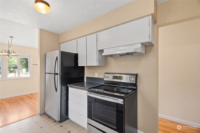 3076 Oak St, Longview, WA 98632 - photo 7