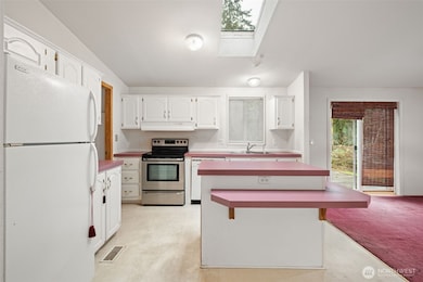 20481 Stephen Dr NE, Kingston, WA 98346 - photo 4