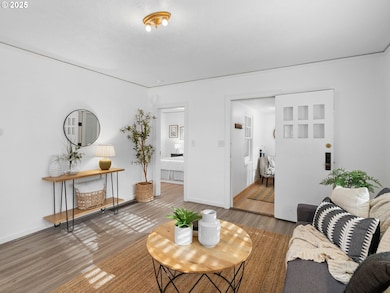 9605 NE Prescott St, Portland, OR 97220 - photo 6