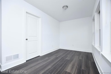 2904 Zana, Troy, MI 48085 - photo 3