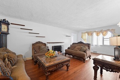 34 Fitzrandolph Rd, West Orange, NJ 07052 - photo 5