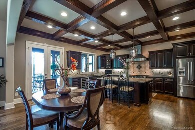 Breakfast Dining Area