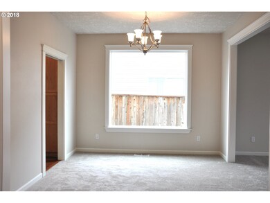 738 June Dr, Molalla, OR 97038 - photo 4