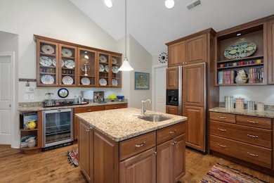 639 N 4th Ave- Kitchen