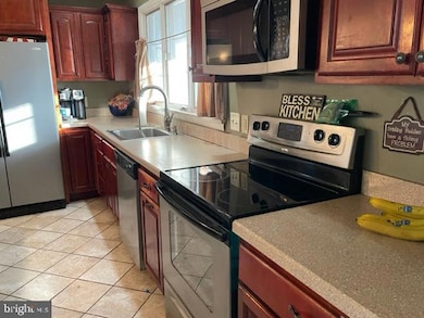 126 W Park Dr, Bridgeton, NJ 08302 - photo 7