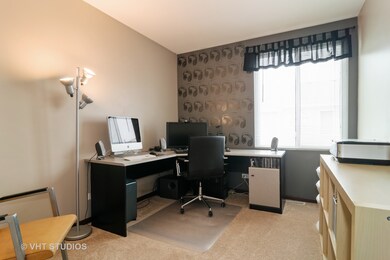 708 Hidden Creek Ln unit 414, North Aurora, IL 60542 - photo 5