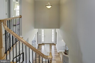 19122 Red Maple Dr, Hagerstown, MD 21742 - photo 4