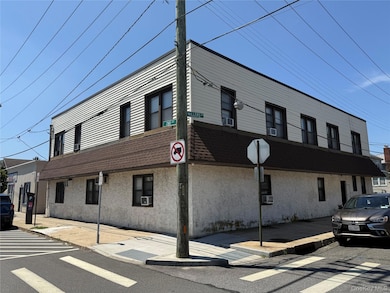 1219 2nd Ave unit 103, New Hyde Park, NY 11040 - photo 7