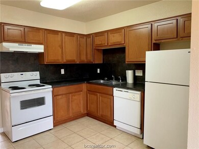 1604 Anderson St, College Station, TX 77840 - photo 4