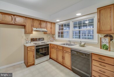 2518 Mccawber Dr, Wilmington, DE 19808 - photo 6