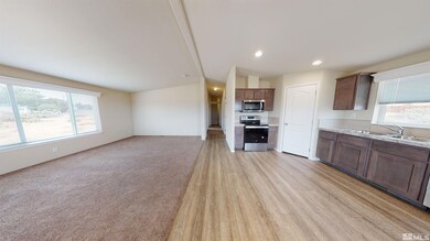 295 Paradise Ave, Winnemucca, NV 89445 - photo 4