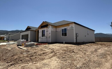 1028 E 4240 N