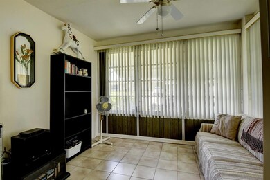 235 High Point Ct unit A, Boynton Beach, FL 33435 - photo 6