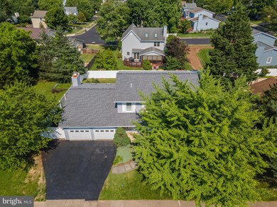 1307 Boulder Crest Ct, Herndon, VA 20170 - photo 5