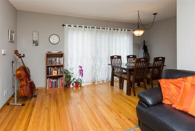 Living/Dining Area