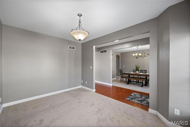 1092 Pierpoint Ln, Saint Charles, MO 63303 - photo 5