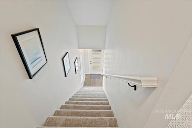 521 N Lucy Ln, Nampa, ID 83687 - photo 3