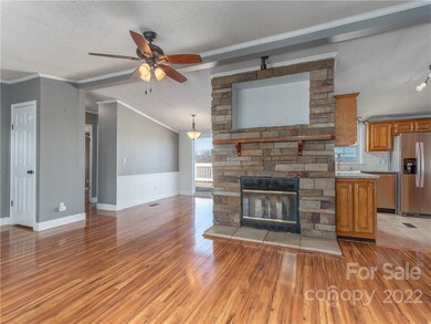 106 Dix Creek Chapel Rd, Asheville, NC 28806 - photo 2